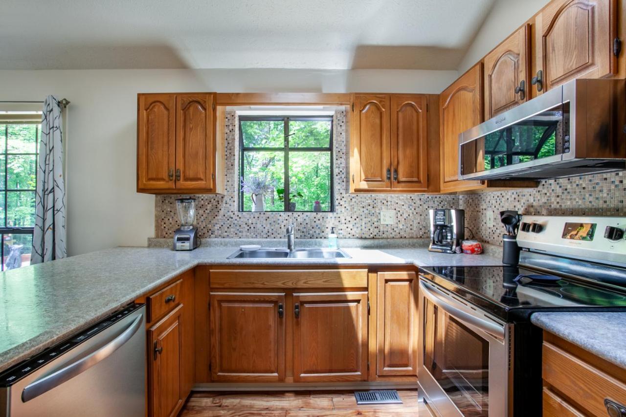 Little Cub Cottage - Mtn Views & Community Pools Gatlinburg Extérieur photo