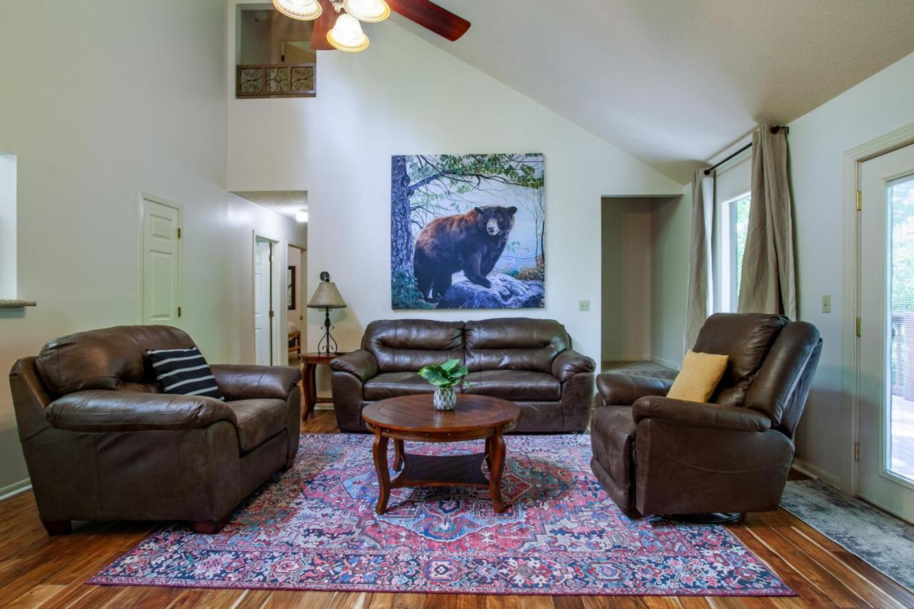 Little Cub Cottage - Mtn Views & Community Pools Gatlinburg Extérieur photo