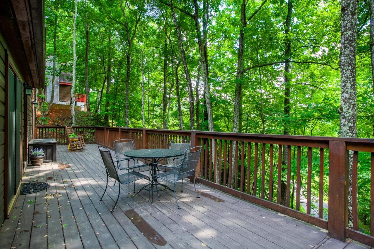 Little Cub Cottage - Mtn Views & Community Pools Gatlinburg Extérieur photo
